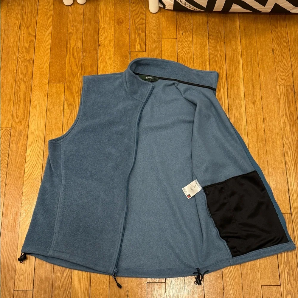 Woolrich Men's Slate Blue Fleece Vest - Picture 5 of 6